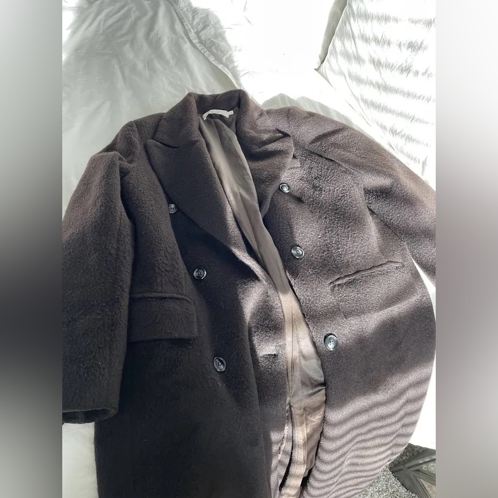 ASTR MORANA OVERSIZED BOUCLE COAT  Dark Brown/ Chocolate Size: Small - Picture 6 of 6